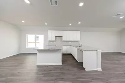 16912 Hazelnut Drive, Conroe, TX 77302 - Photo 2