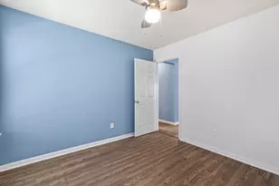 2715 Skyview Knoll Ct, Houston, TX 77047 - Photo 12