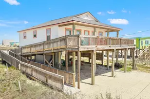 114 Coral Ct, Surfside Beach, TX 77541 - Photo 1