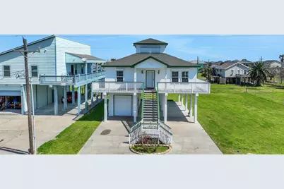 970 Townsend Drive, Port Bolivar, TX 77650 - Photo 2