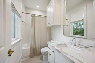 4010 W Alabama St, Houston, TX 77027 - Photo 32