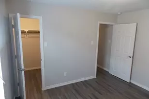 13211 Ambrosa Dr, Houston, TX 77044 - Photo 10