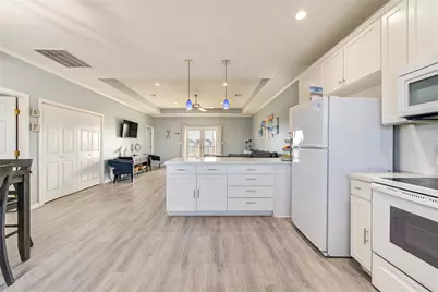 14110 Miramar Drive, Galveston, TX 77554 - Photo 22
