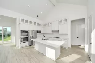 9519 Chateau Hill Dr, Manvel, TX 77578 - Photo 12