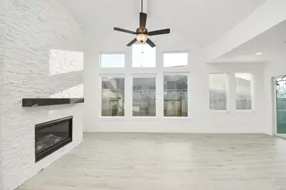 9519 Chateau Hill Drive, Manvel, TX 77578 - Photo 8