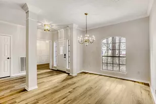 14 S Duskwood Pl, The Woodlands, TX 77381 - Photo 6