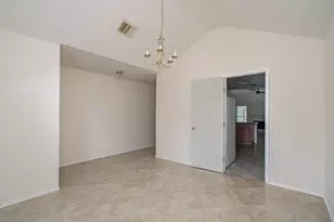 11714 Sweet Willow Ct, Houston, TX 77031 - Photo 6