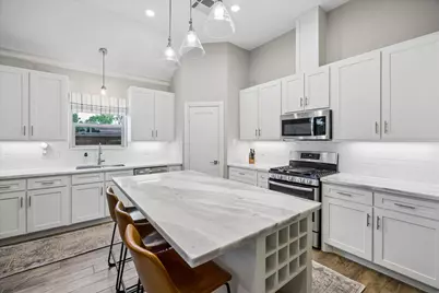 940 W 21st Street, Houston, TX 77008 - Photo 6