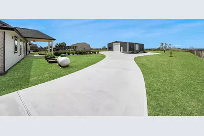 7723 Stratford Hall Drive, Rosharon, TX 77583 - Photo 8