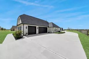 7723 Stratford Hall Dr, Rosharon, TX 77583 - Photo 10