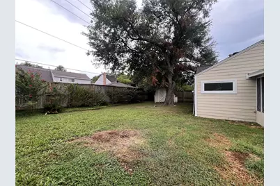 11831 Briar Forest Drive, Houston, TX 77077 - Photo 20