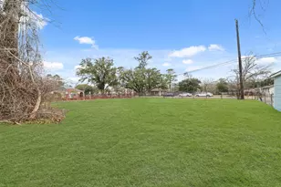 7502 Ley Rd, Houston, TX 77028 - Photo 12