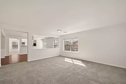 4719 Silver Spruce Lane, Friendswood, TX 77546 - Photo 6