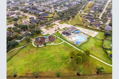 6715 Strawberry Brook Lane, Dickinson, TX 77539 - Photo 24