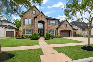 5506 Lockwood Bend Ln, Sugar Land, TX 77479 - Photo 2
