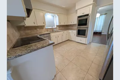 11807 Highgrove Drive, Houston, TX 77077 - Photo 16