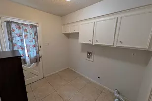 11807 Highgrove Dr, Houston, TX 77077 - Photo 34