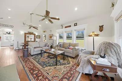 1804 Fm 109, New Ulm, TX 78950 - Photo 24