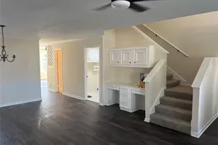 8023 Carmel Cir, Houston, TX 77095 - Photo 4