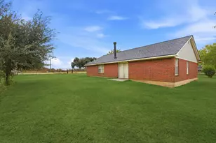 1030 Raccoon Bend Rd, Bellville, TX 77418 - Photo 28