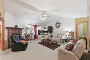 1030 Raccoon Bend Rd, Bellville, TX 77418 - Photo 16