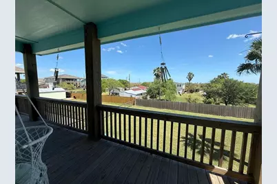 2106 S Young Street, Rockport, TX 78382 - Photo 20