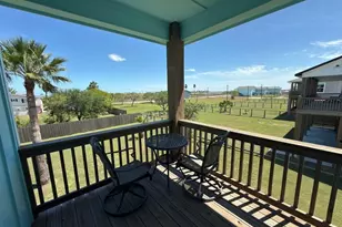 2106 S Young St, Rockport, TX 78382 - Photo 46