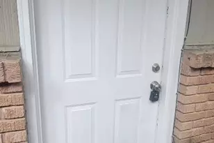 1806 W Main St, Houston, TX 77098 - Photo 2