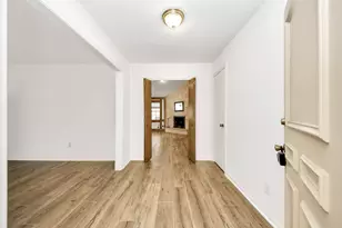 8006 Oakington Dr, Houston, TX 77071 - Photo 6