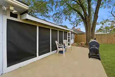 5622 Sheraton Oaks Drive, Houston, TX 77091 - Photo 20