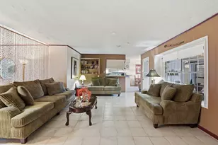 5622 Sheraton Oaks Dr, Houston, TX 77091 - Photo 6