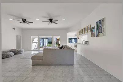 7715 Coachwood Drive, Houston, TX 77071 - Photo 4