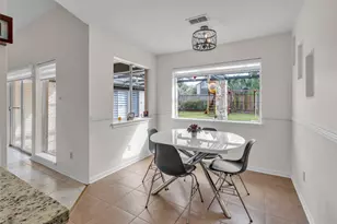 7715 Coachwood Dr, Houston, TX 77071 - Photo 10