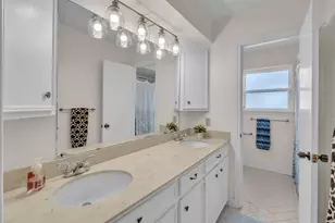 7715 Coachwood Dr, Houston, TX 77071 - Photo 20