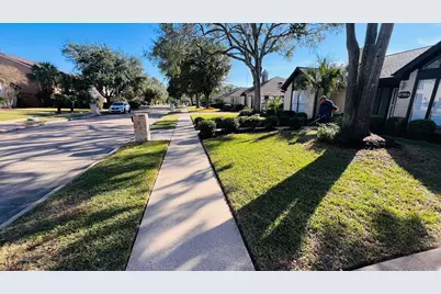 7715 Coachwood Drive, Houston, TX 77071 - Photo 40