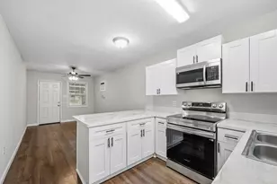4916 Yale St, Houston, TX 77022 - Photo 10