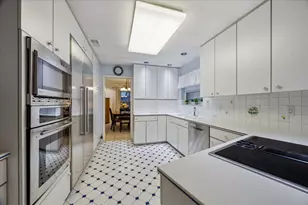 311 Forest Lake Dr, Taylor Lake Village, TX 77586 - Photo 6