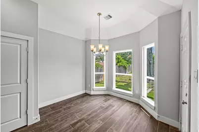 8906 Richland Drive, Houston, TX 77078 - Photo 12