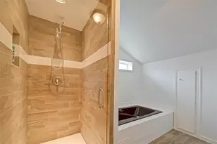 12111 Poulson Dr, Houston, TX 77031 - Photo 30
