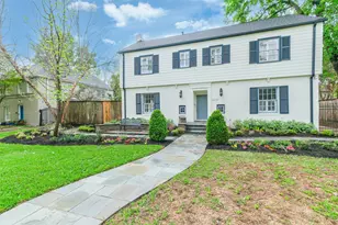 2201 Maroneal St, Houston, TX 77030 - Photo 2
