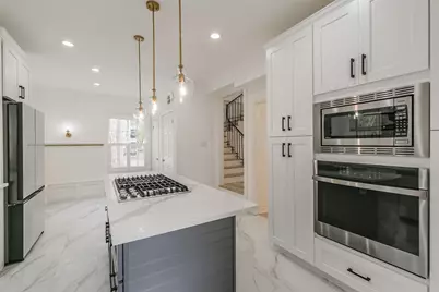 2201 Maroneal Street, Houston, TX 77030 - Photo 14