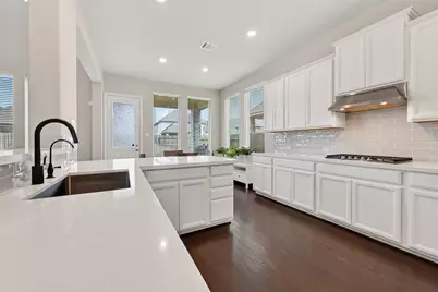 4018 Martin Ridge Drive, Manvel, TX 77578 - Photo 12