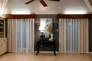 12027 Paradise Valley Dr, Houston, TX 77066 - Photo 4