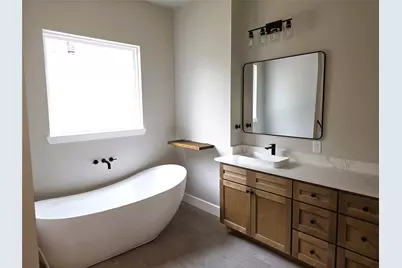 2 Lake Forest Drive, Conroe, TX 77384 - Photo 18