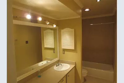 7950 Stadium Drive #244, Houston, TX 77030 - Photo 12