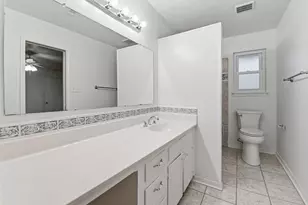 2115 Oak Shores Dr, Kingwood, TX 77339 - Photo 28