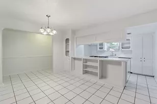 2115 Oak Shores Dr, Kingwood, TX 77339 - Photo 10