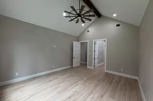 13060 Royal Hill Ct, Montgomery, TX 77316 - Photo 18