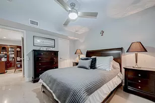 1860 White Oak Dr, Houston, TX 77009 - Photo 32