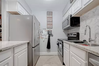 1860 White Oak Drive #375, Houston, TX 77009 - Photo 26